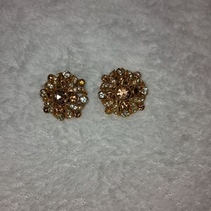 Vintage SIGNED ART Clip On Earrings